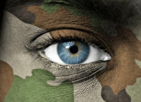 Feuerfestes Camouflage Makeup schützt Soldaten vor Explosionen