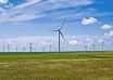 Viele Windräder bilden in Rumänien einen Windpark