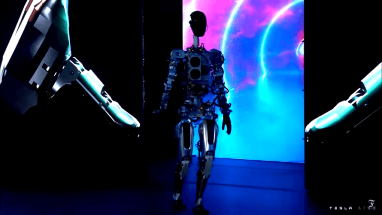 Optimus rettet die Welt! Elon Musk präsentiert Roboter Optimus auf dem
